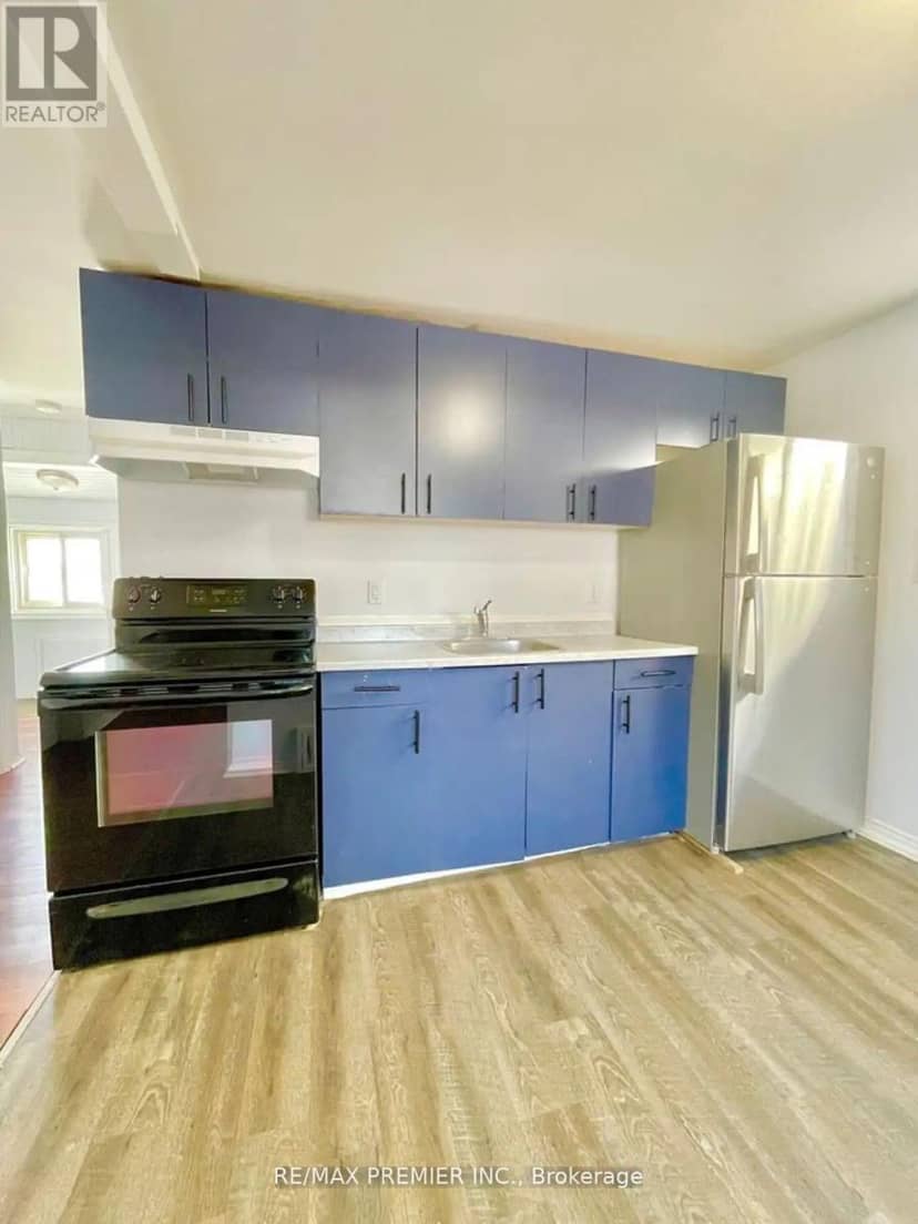 365 Bessie Avenue — photo 16 of 33