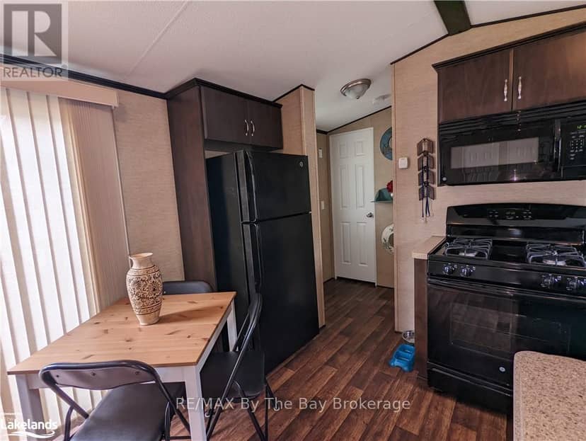 16 Kenora Trail — photo 10 of 18