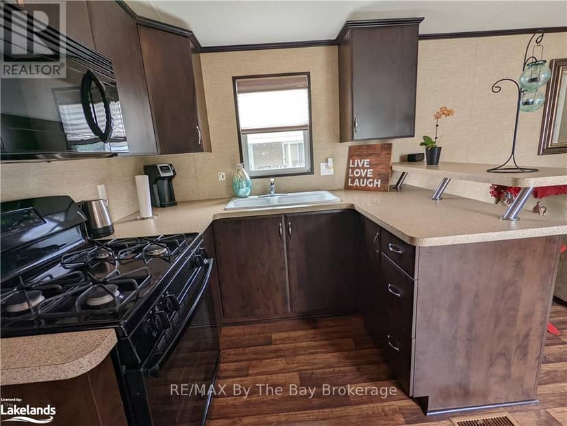 16 Kenora Trail — photo 12 of 18