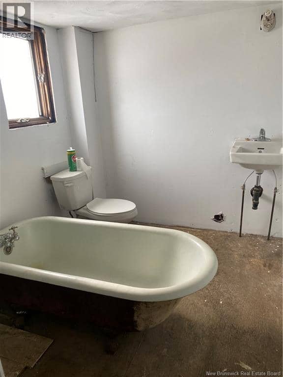 22 Beach Street — photo 12 of 15
