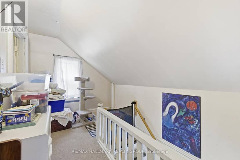 229 Gore Street E — photo 19 of 40