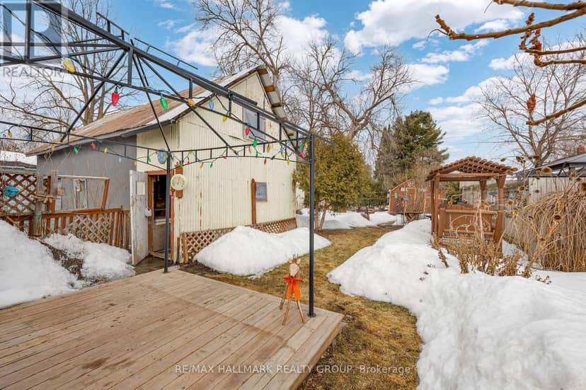 229 Gore Street E — photo 21 of 40