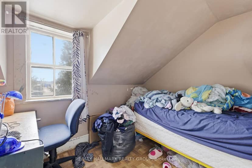 229 Gore Street E — photo 31 of 40