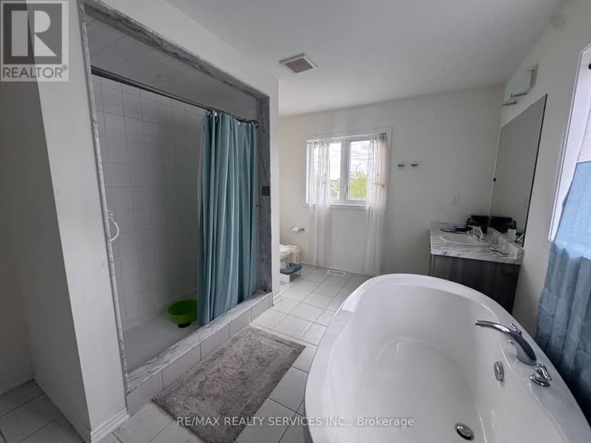 8294 Elderberry Drive, Niagara Falls, photo 7