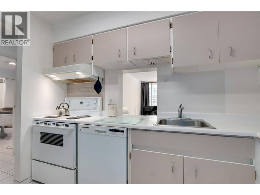 510 2008 FULLERTON AVENUE, North Vancouver, photo 5