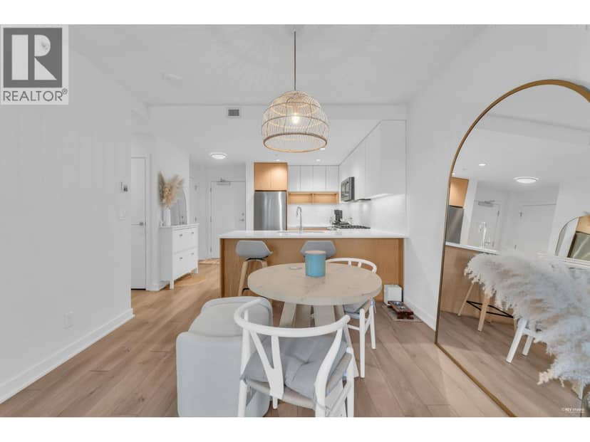 103 8940 University Crescent, Burnaby, photo 6