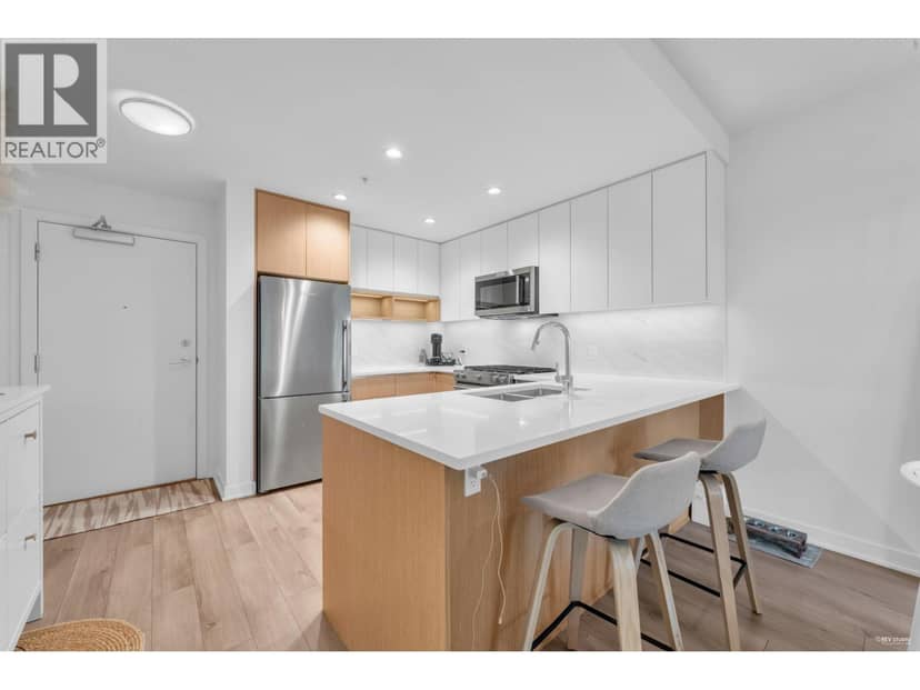 103 8940 University Crescent, Burnaby, photo 5