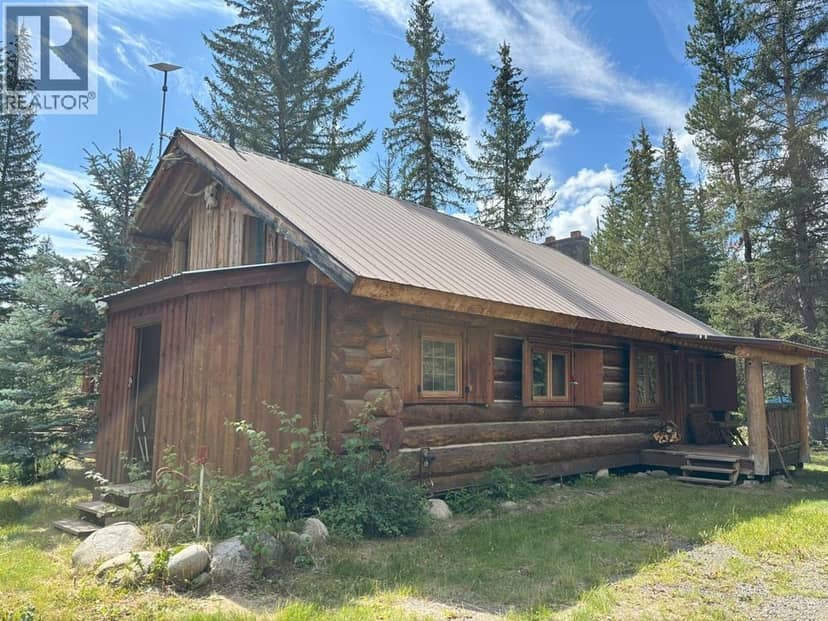 1500 HUTCHISON ROAD, 70 Mile House, photo 3