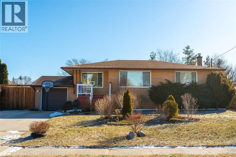 1146 O'Rae Avenue — photo 26 of 40