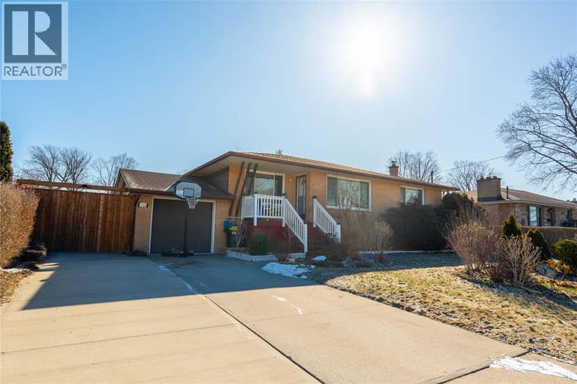 1146 O'Rae Avenue — photo 1 of 40