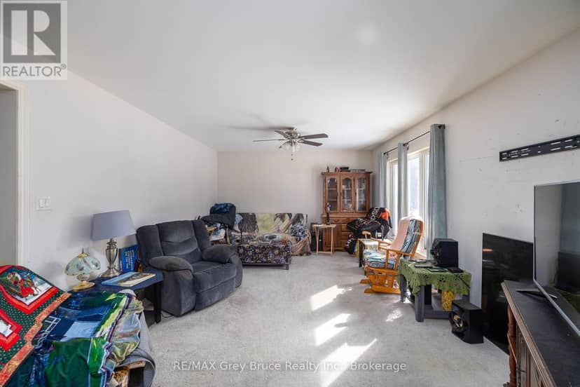 260 Spring Creek Road — photo 4 of 39