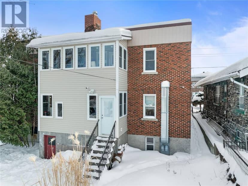 226 Oak Street — photo 5 of 7