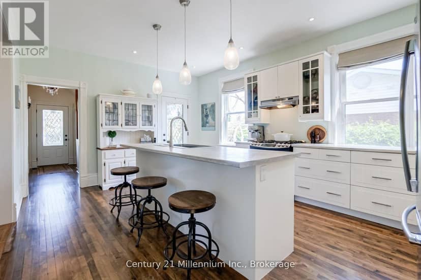439 Birch Street — photo 10 of 40