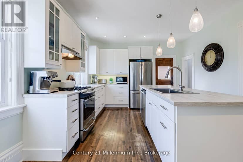 439 Birch Street — photo 11 of 40
