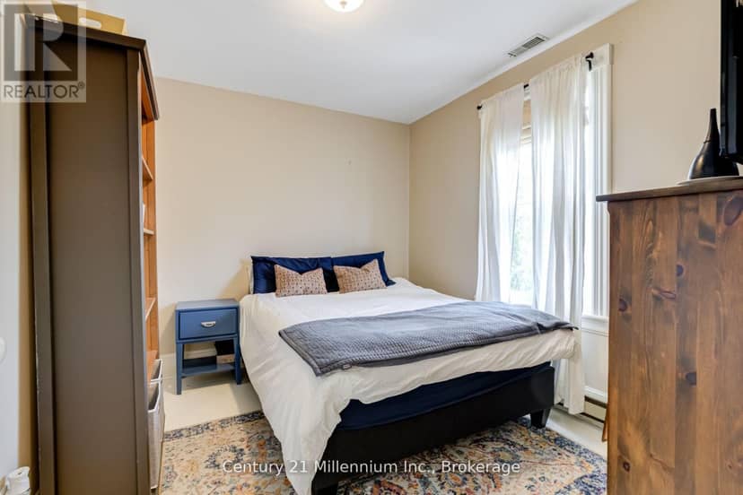 439 Birch Street — photo 17 of 40
