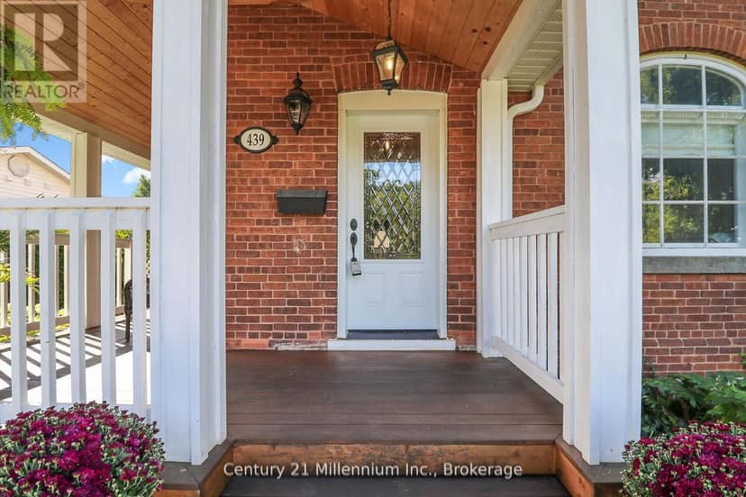 439 Birch Street — photo 2 of 40