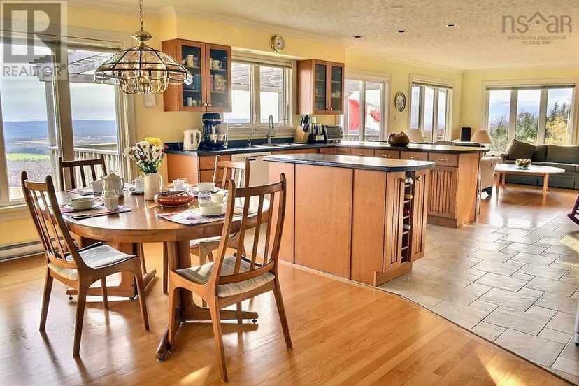 128 Foleaze Park Drive — photo 10 of 12