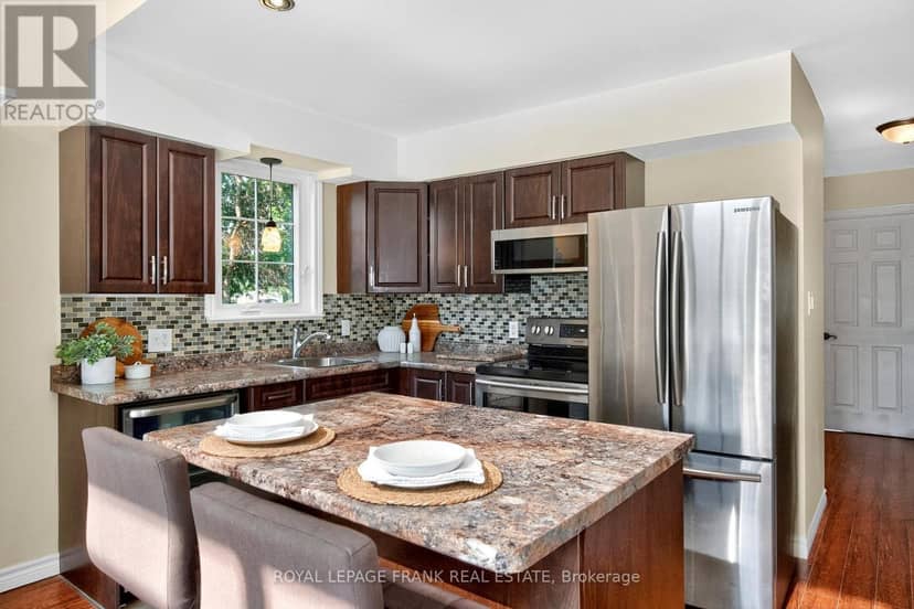 14 - 81 Laguna Parkway — photo 5 of 35