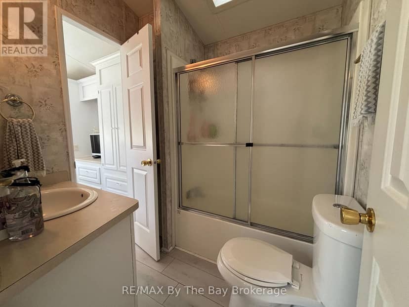 15 Huron Circle — photo 19 of 27