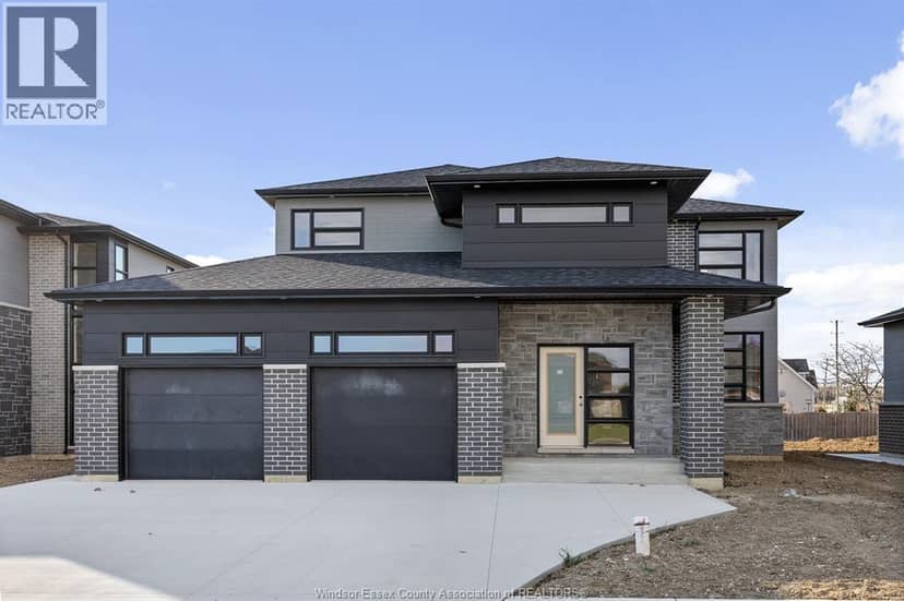 117 Hazel Crescent — photo 1 of 7