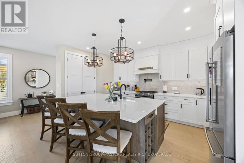 247 Arnold Street — photo 16 of 40