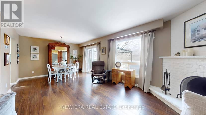 3103 Autumn Hill Crescent — photo 13 of 40