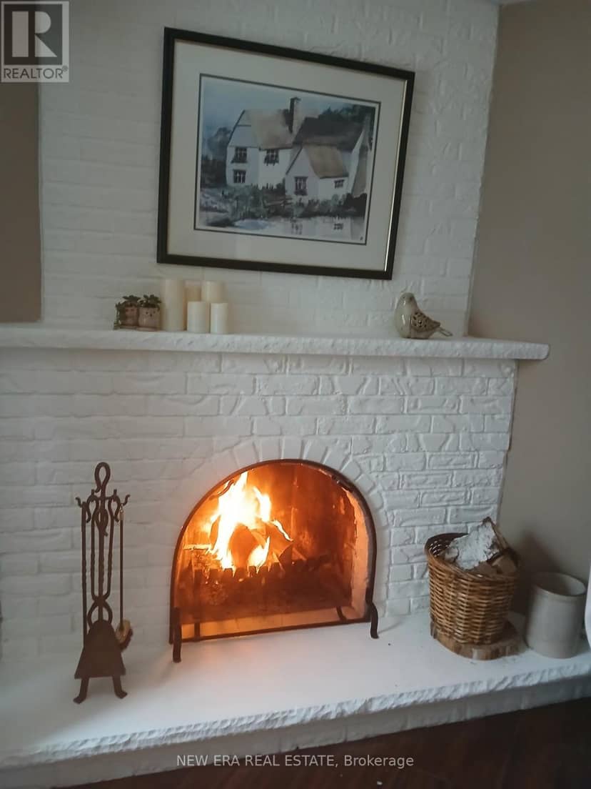 3103 Autumn Hill Crescent — photo 12 of 40