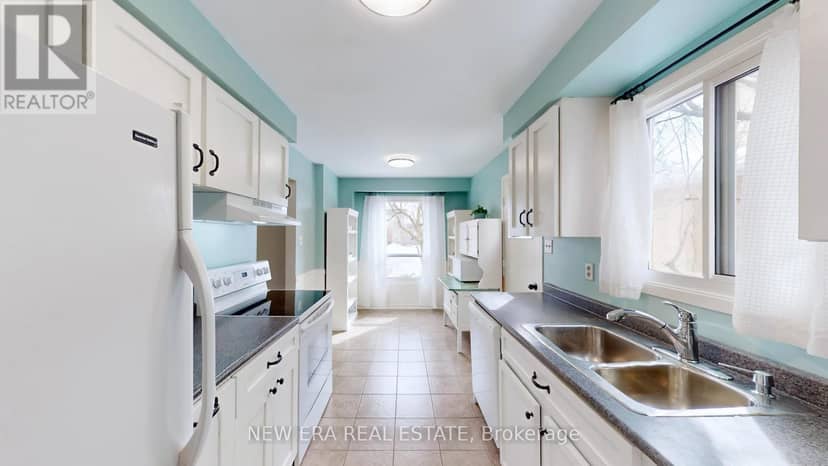 3103 Autumn Hill Crescent — photo 19 of 40