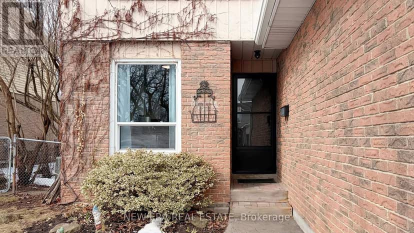 3103 Autumn Hill Crescent — photo 6 of 40