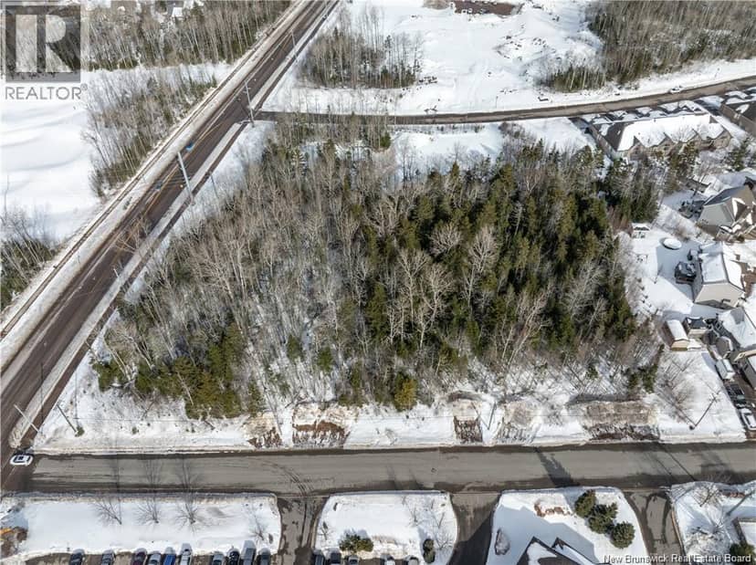 LOT Dieppe Boulevard — photo 4 of 14