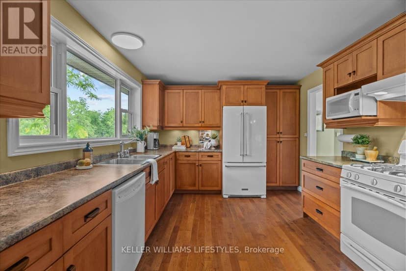 25728 McMurchy Line — photo 10 of 40