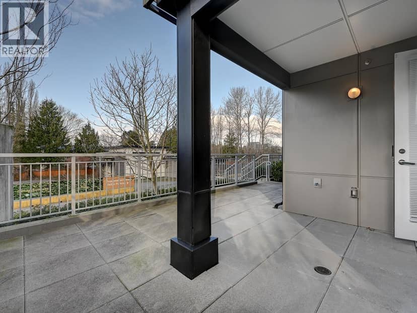 102 9213 ODLIN ROAD, Richmond, photo 8