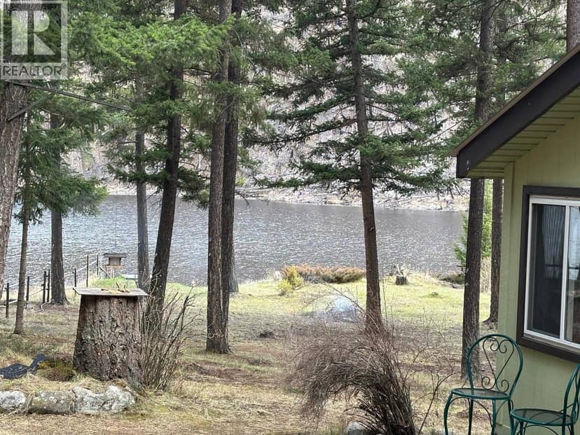 7344 E YOUNG LAKE ROAD, 70 Mile House, photo 3