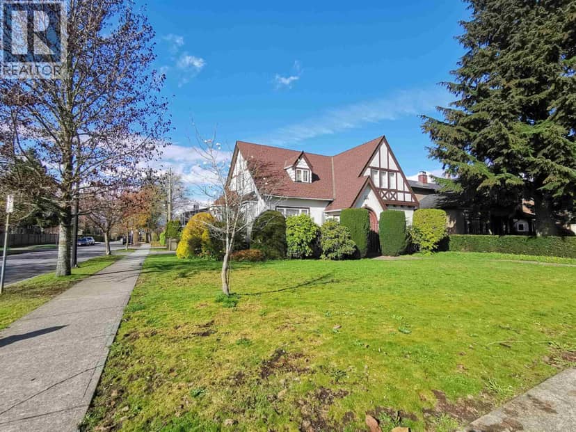 595 W 28TH AVENUE, Vancouver