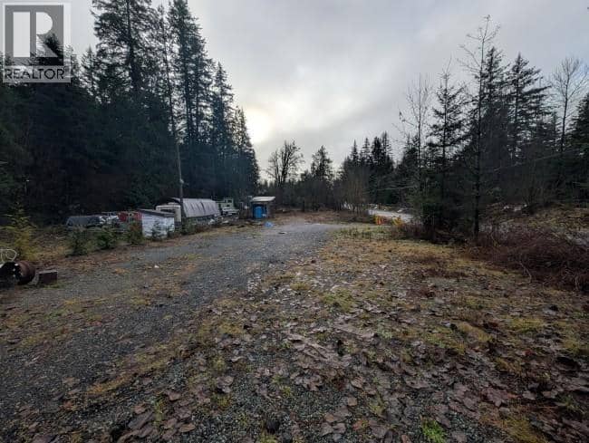 Lot 2 SQUAMISH VALLEY ROAD, Squamish, photo 3