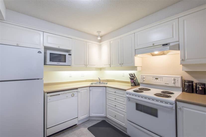 308 13780 76 AVENUE, Surrey, photo 4