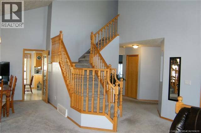 5606 46 Avenue W — photo 12 of 28