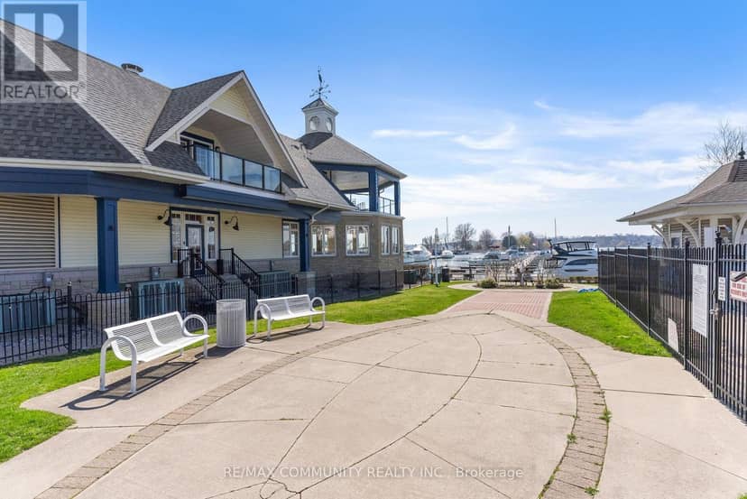 17 - 1295 Wharf Street — photo 7 of 40