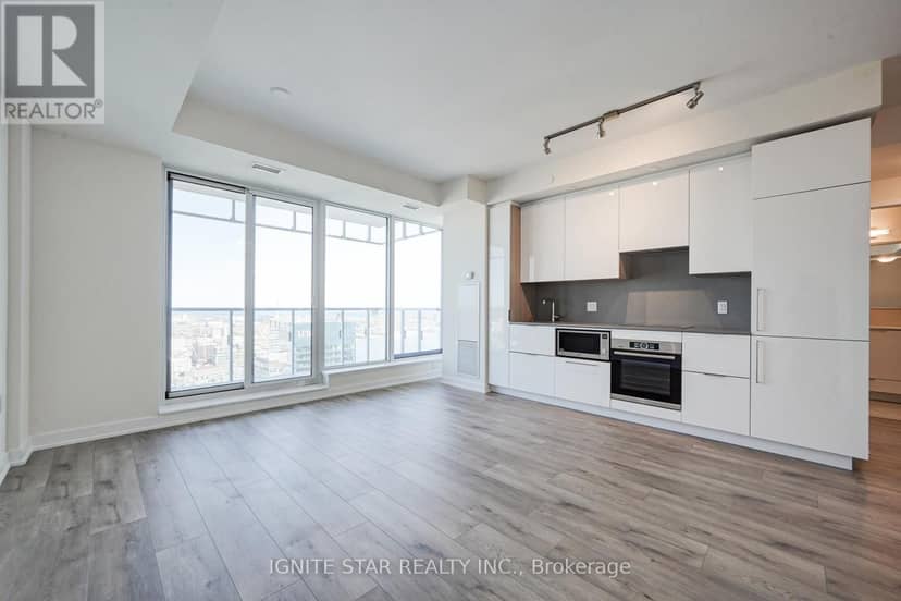 4008 - 28 Freeland Street — photo 2 of 18