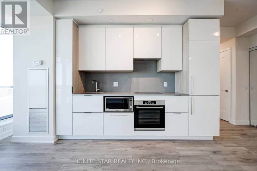 4008 - 28 Freeland Street — photo 7 of 18