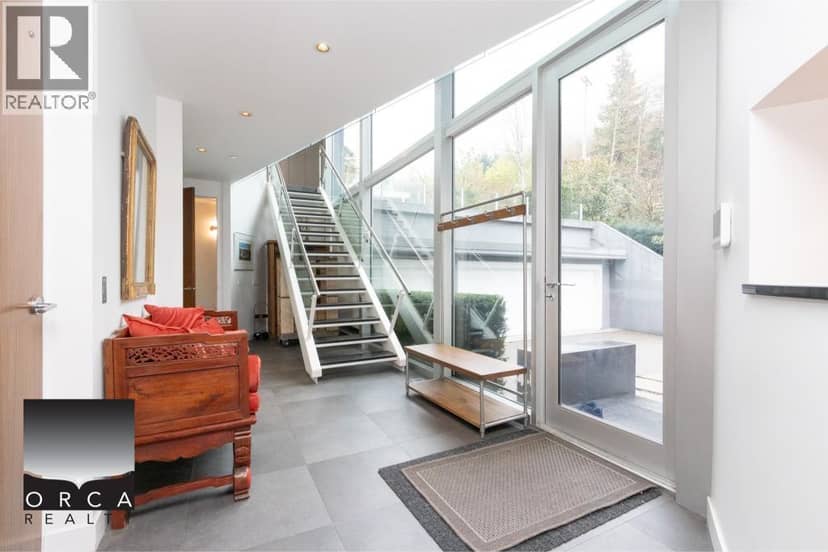 8480 CITRUS WYND, West Vancouver, photo 2
