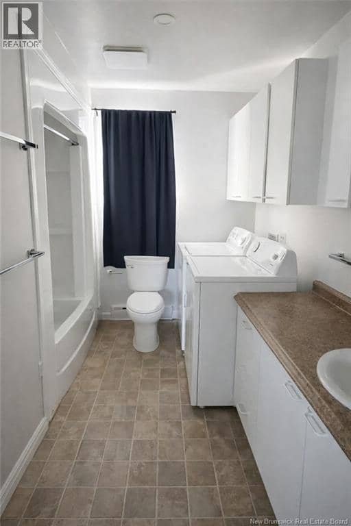 894 Principale Street — photo 15 of 18
