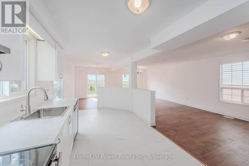 4 Darling Crescent — photo 14 of 40