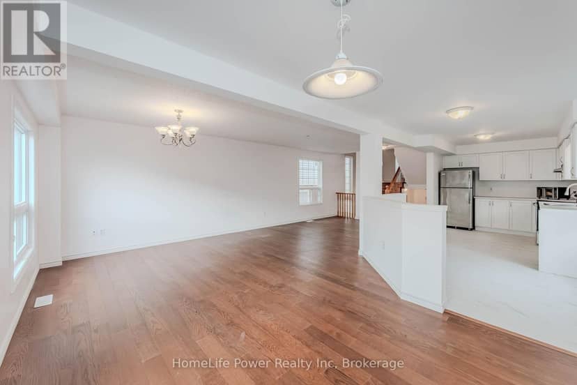 4 Darling Crescent — photo 16 of 40