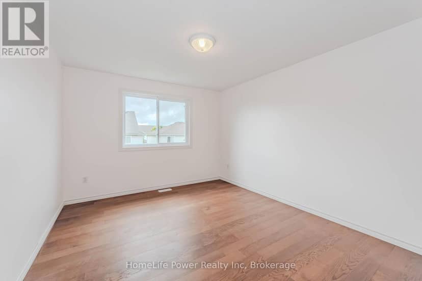 4 Darling Crescent — photo 24 of 40