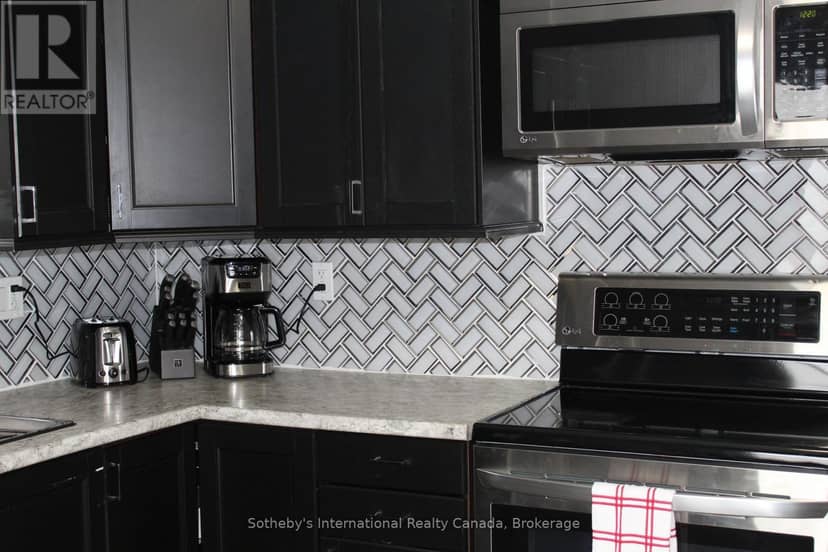 1&2 - 218 Fifth Street — photo 7 of 23