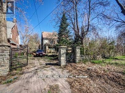 132 Blythwood Road — photo 2 of 20