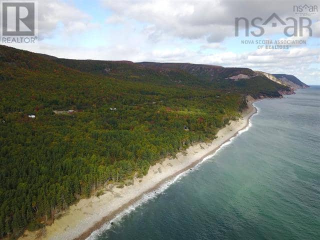 41251 Cabot Trail, Wreck Cove, photo 2