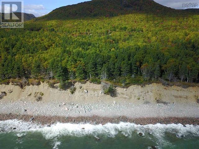 41251 Cabot Trail, Wreck Cove, photo 3