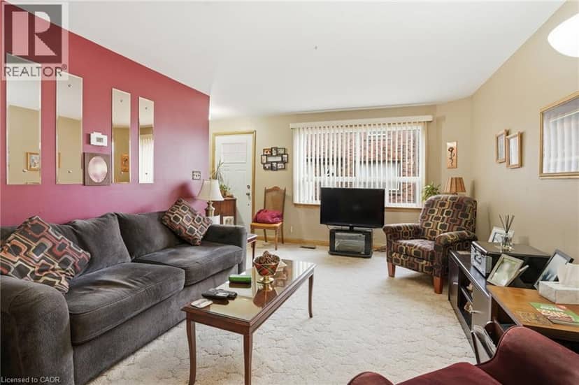 424 EAST 42ND Street — photo 7 of 17
